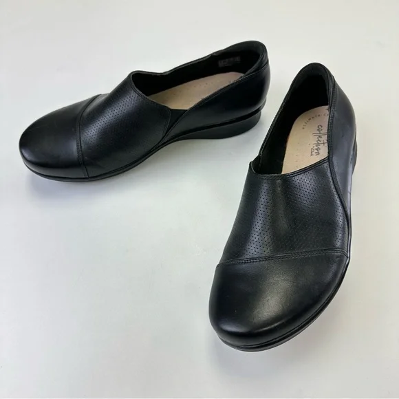 Clarks slip on shoe Womens Size 8.5 comfort black Everyday Comfort Low heel - Picture 13 of 14